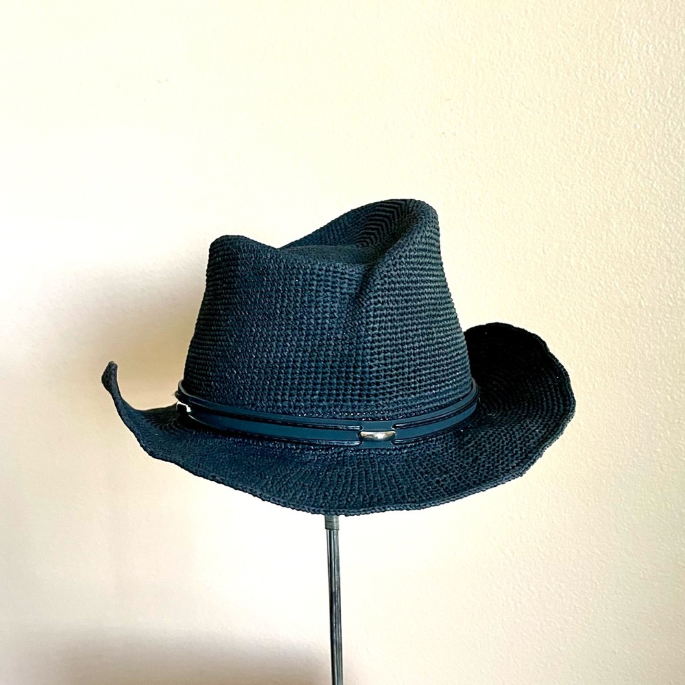 Modern-Day Fedora - Picture 2 of 5